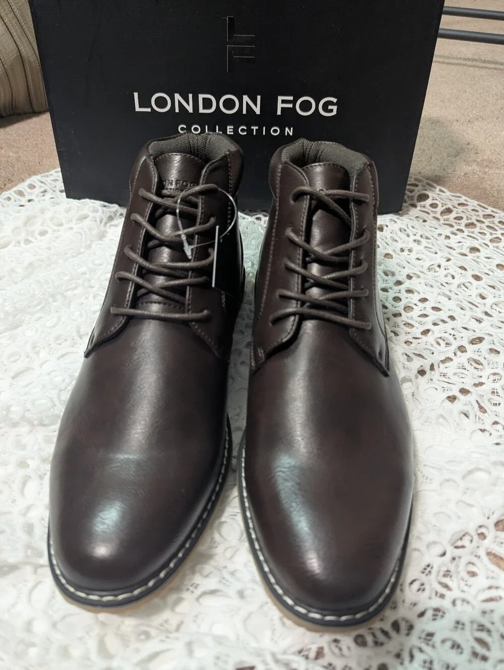 London Fog Tyler Men’s 10M Brown Chukka Boots Memory Foam Lace Up NIB